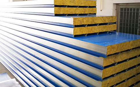 巖棉夾芯板耐高溫的極限是多少？